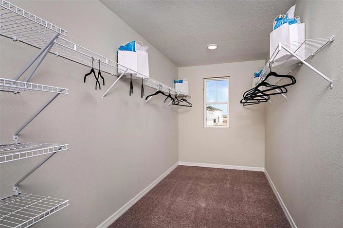 Image No.6-5 Bed Property for sale