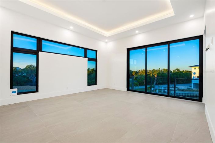 Image No.37-4 Bed Property for sale