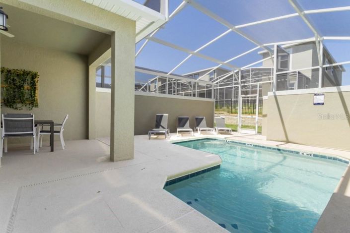 Image No.28-4 Bed Townhouse for sale