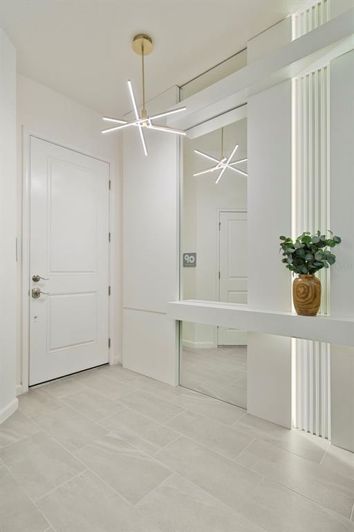 Image No.5-5 Bed Townhouse for sale
