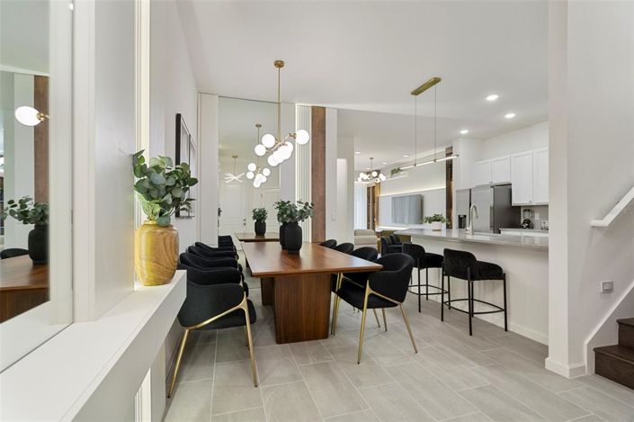 Image No.7-5 Bed Townhouse for sale