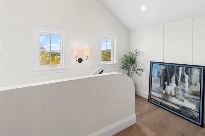 Image No.40-4 Bed Property for sale