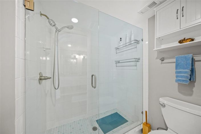Image No.17-3 Bed Property for sale