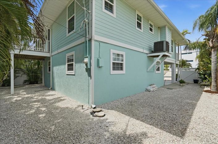 Image No.42-2 Bed Property for sale