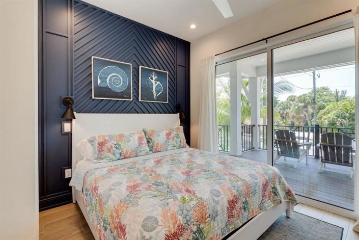 Image No.22-9 Bed Property for sale