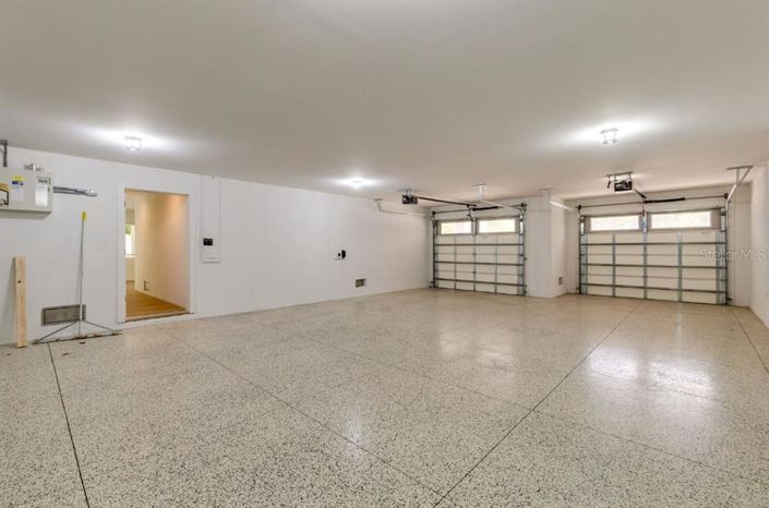 Image No.44-9 Bed Property for sale