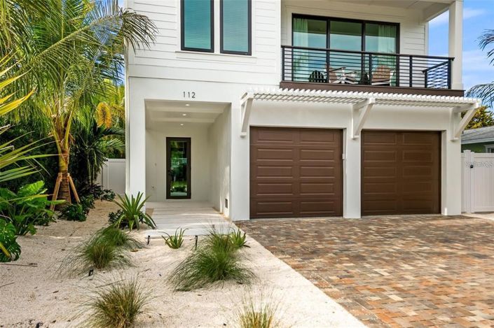 Image No.6-5 Bed Property for sale