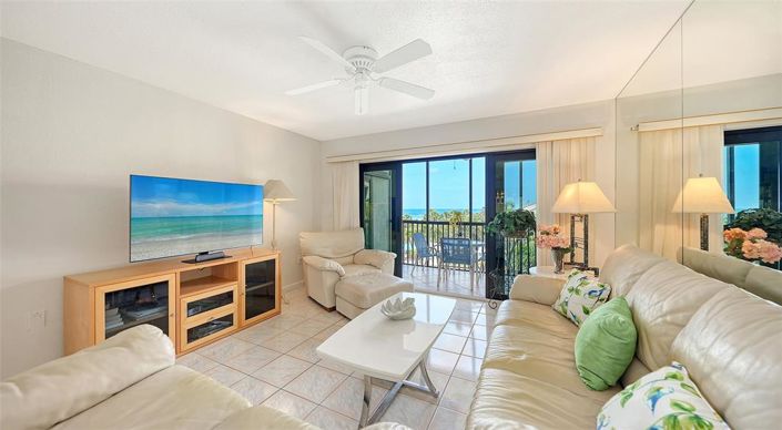 Image No.14-2 Bed Property for sale