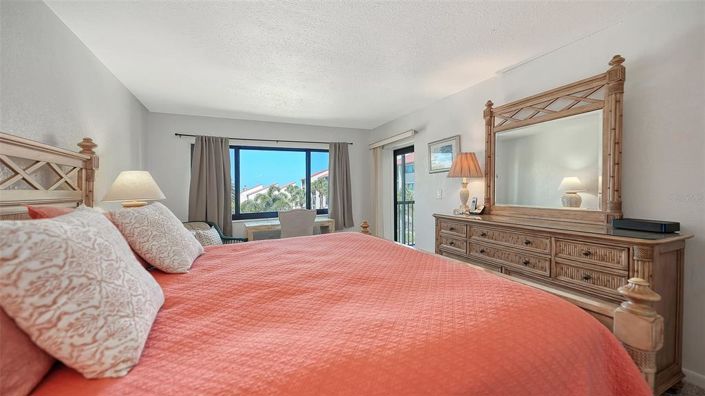 Image No.23-2 Bed Property for sale