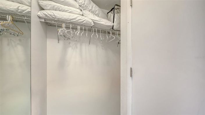 Image No.28-2 Bed Property for sale