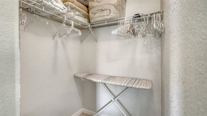 Image No.35-2 Bed Property for sale