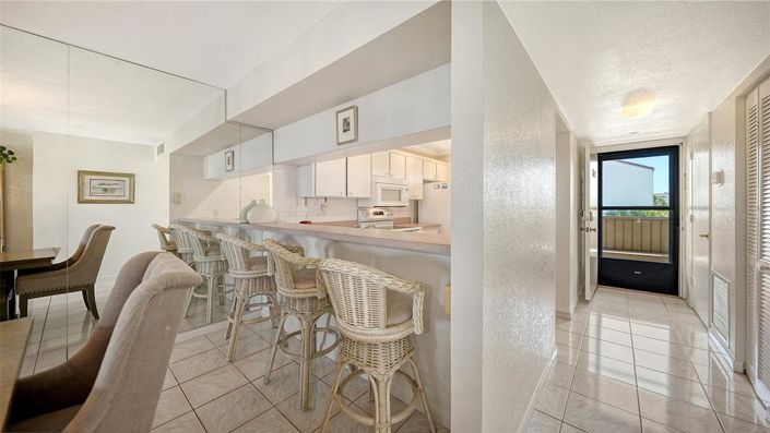 Image No.5-2 Bed Property for sale