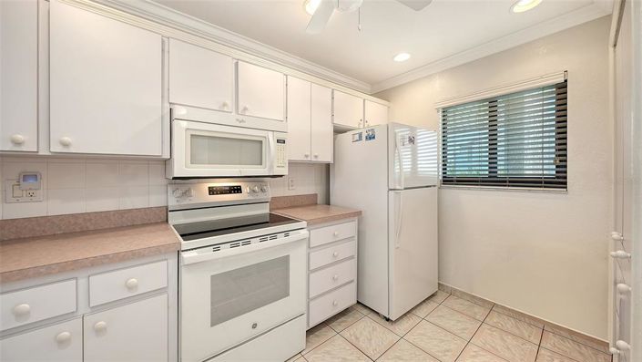Image No.6-2 Bed Property for sale