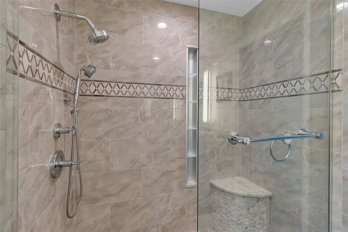 Image No.36-3 Bed Property for sale