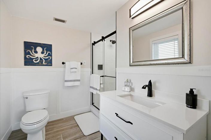 Image No.28-3 Bed Property for sale