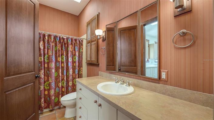 Image No.39-4 Bed Property for sale
