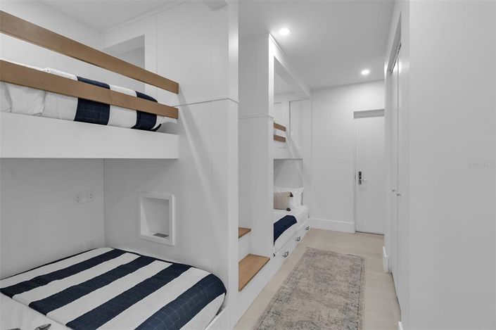 Image No.21-2 Bed Property for sale