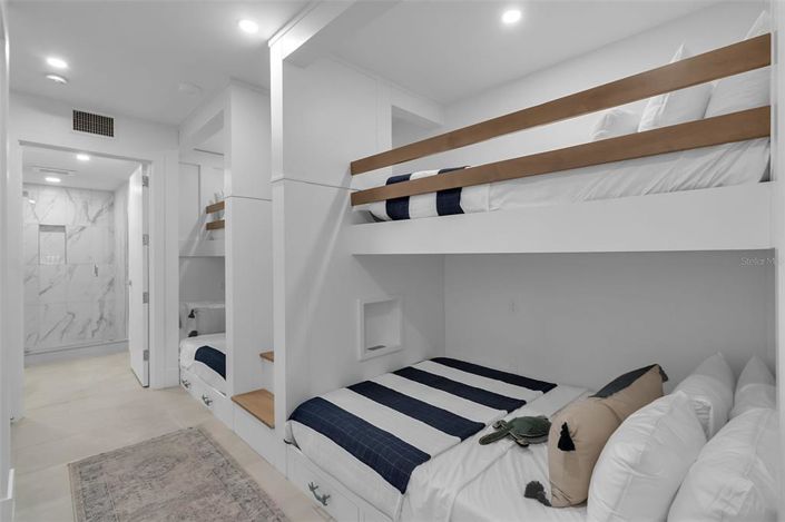 Image No.23-2 Bed Property for sale