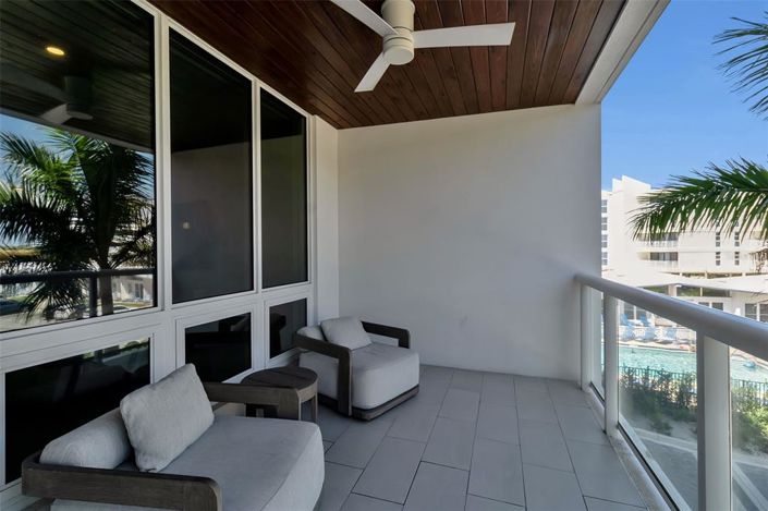 Image No.32-2 Bed Property for sale