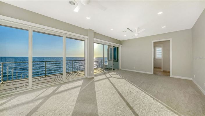 Image No.42-4 Bed Property for sale
