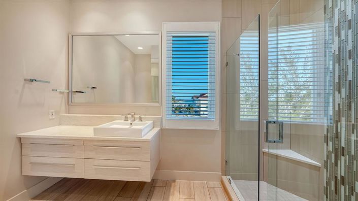 Image No.54-4 Bed Property for sale