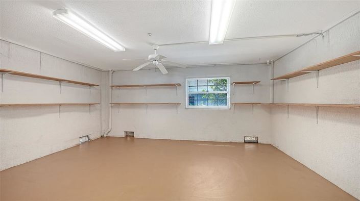 Image No.58-4 Bed Property for sale