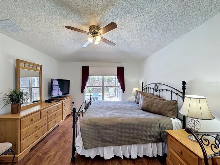 Image No.27-4 Bed Property for sale