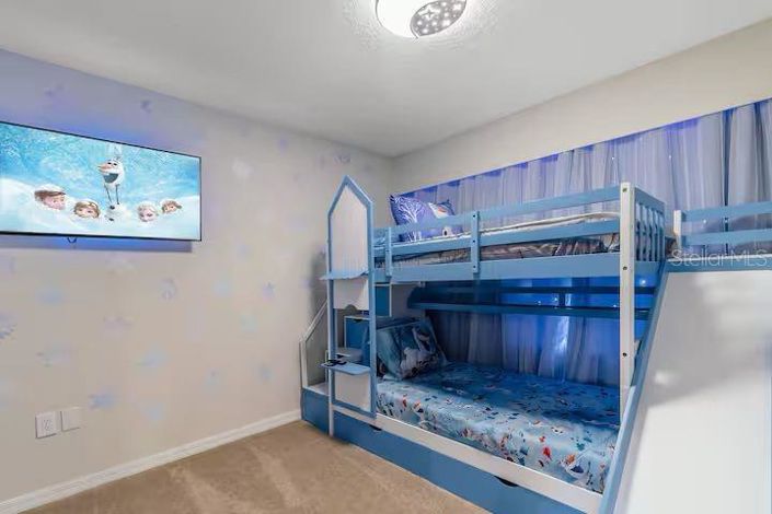 Image No.2-5 Bed Townhouse for sale