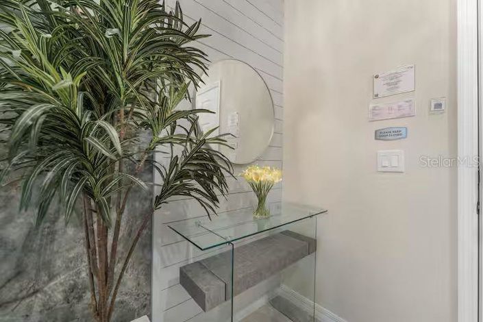 Image No.21-5 Bed Townhouse for sale