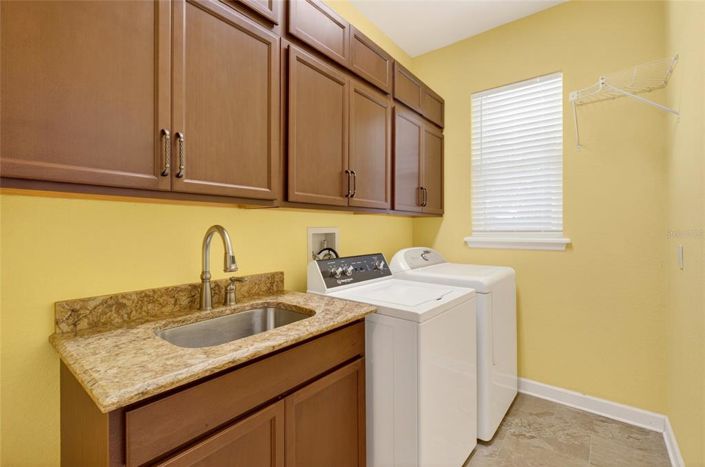 Image No.54-5 Bed Property for sale