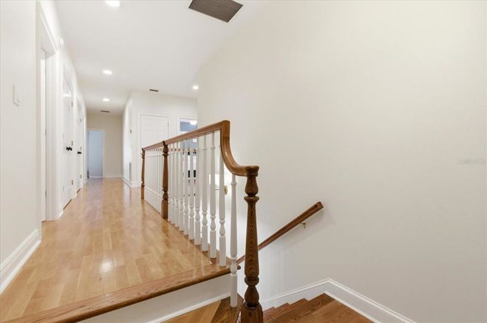 Image No.35-6 Bed Property for sale