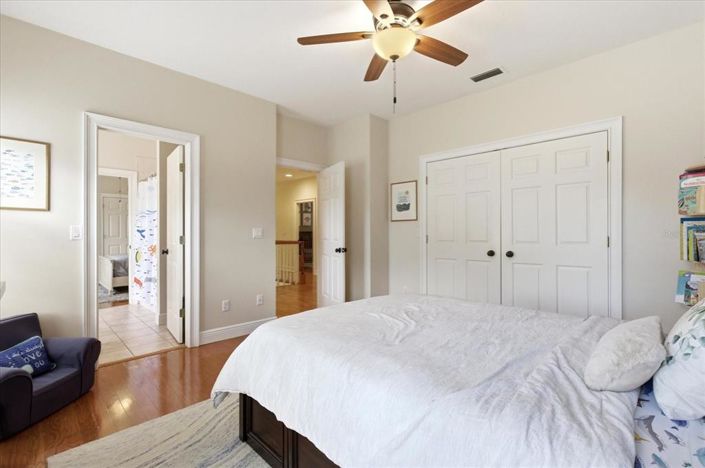 Image No.47-6 Bed Property for sale