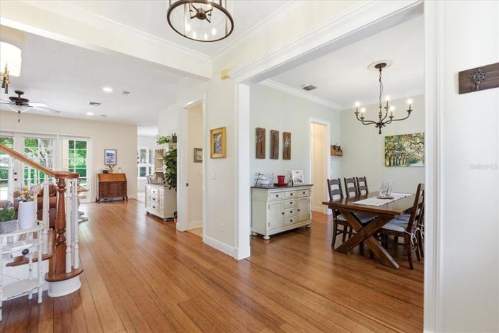 Image No.8-6 Bed Property for sale