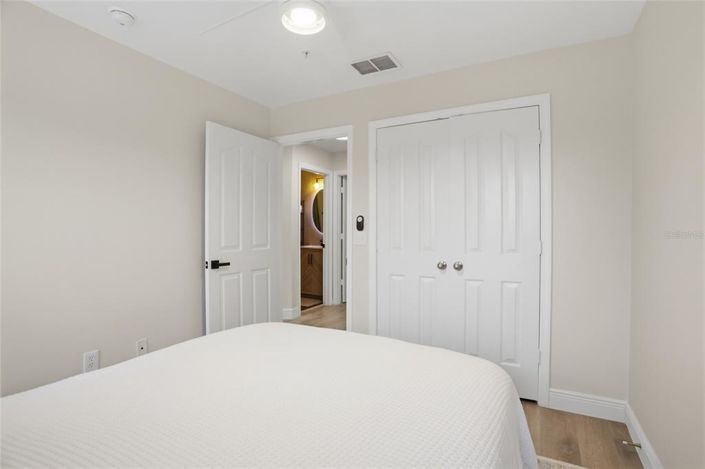 Image No.27-3 Bed Property for sale