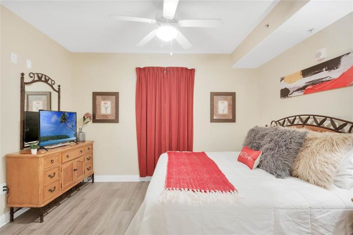 Image No.16-1 Bed Property for sale