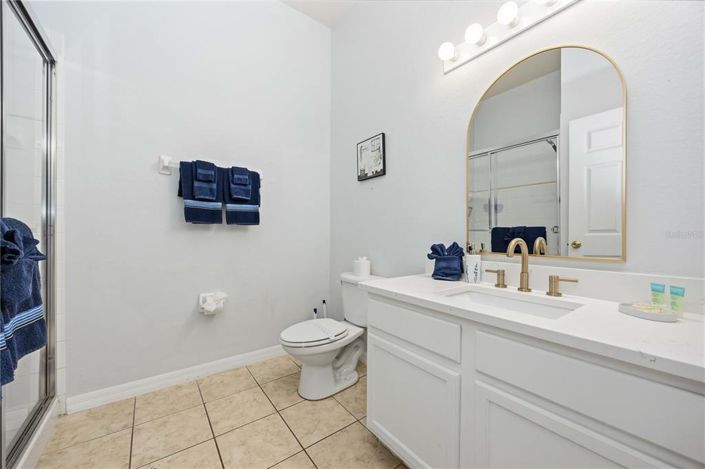 Image No.28-3 Bed Property for sale