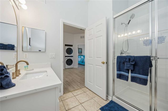 Image No.29-3 Bed Property for sale