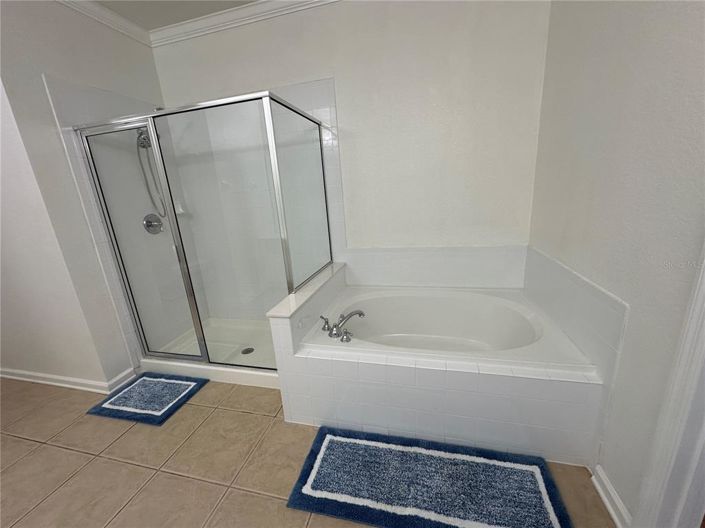 Image No.18-3 Bed Property for sale