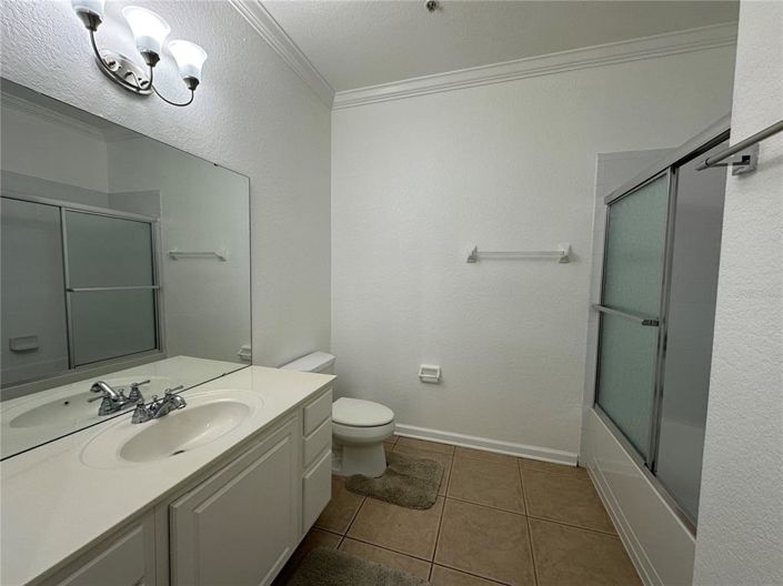 Image No.8-3 Bed Property for sale