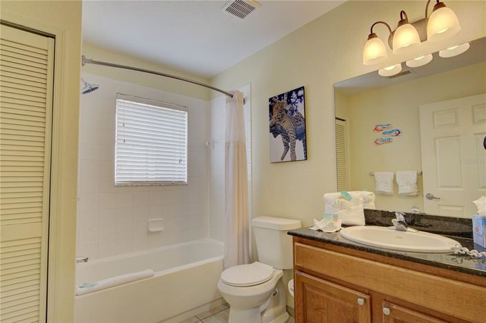 Image No.20-3 Bed Property for sale