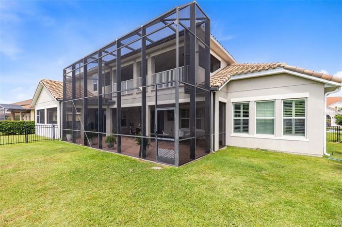 Image No.37-5 Bed Property for sale