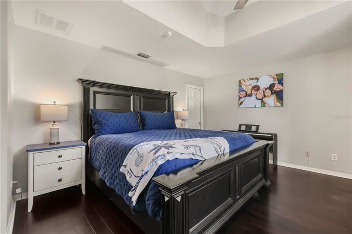 Image No.39-4 Bed Property for sale