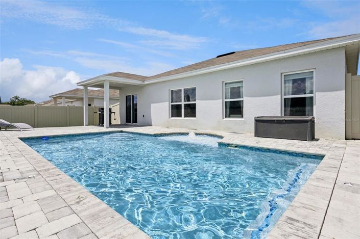 Image No.37-4 Bed Property for sale