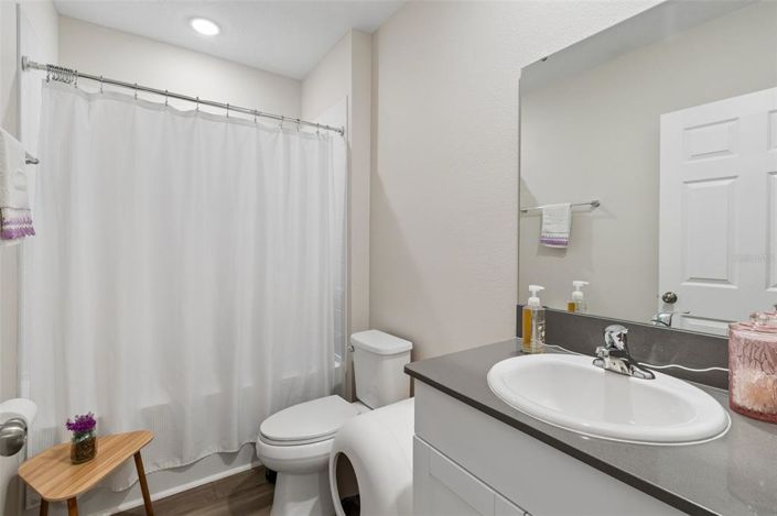 Image No.29-5 Bed Property for sale