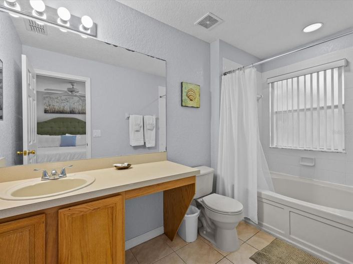 Image No.21-4 Bed Townhouse for sale