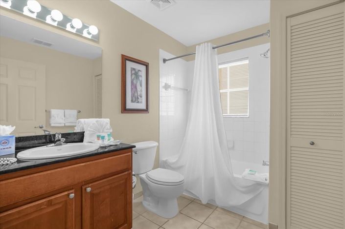 Image No.18-3 Bed Property for sale