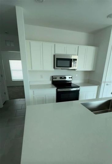Image No.3-3 Bed Property for sale