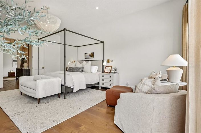 Image No.54-5 Bed Property for sale