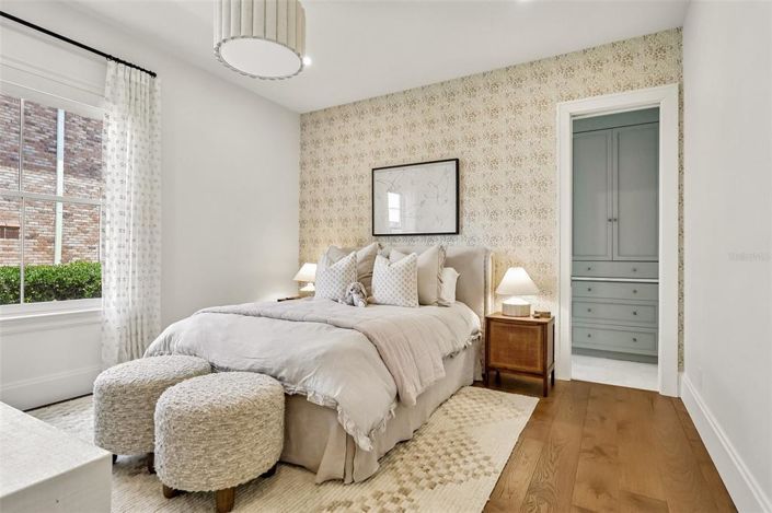 Image No.57-5 Bed Property for sale