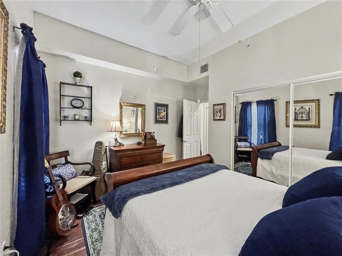 Image No.20-2 Bed Property for sale